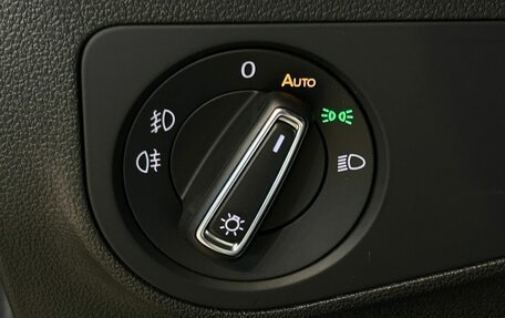 Volkswagen Tiguan II, 2019 год, 2 723 000 рублей, 21 фотография