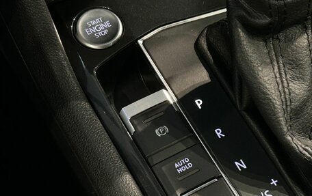 Volkswagen Tiguan II, 2019 год, 2 723 000 рублей, 24 фотография