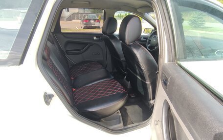 Ford Focus II рестайлинг, 2005 год, 345 000 рублей, 13 фотография