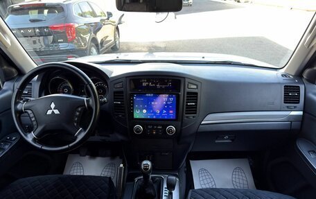 Mitsubishi Pajero IV, 2010 год, 1 649 000 рублей, 13 фотография