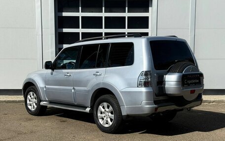 Mitsubishi Pajero IV, 2010 год, 1 649 000 рублей, 3 фотография