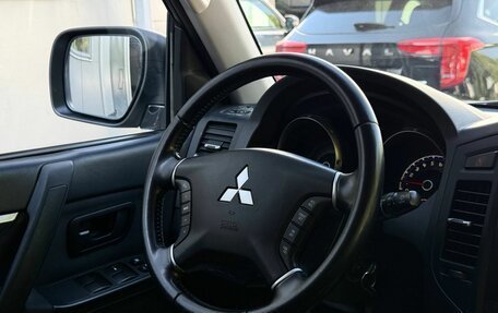 Mitsubishi Pajero IV, 2010 год, 1 649 000 рублей, 17 фотография