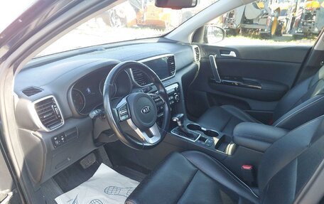KIA Sportage IV рестайлинг, 2021 год, 2 604 000 рублей, 8 фотография