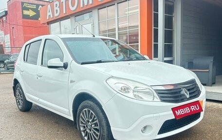 Renault Sandero I, 2013 год, 589 000 рублей, 1 фотография