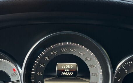Mercedes-Benz CLS, 2012 год, 1 950 000 рублей, 19 фотография