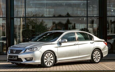Honda Accord IX рестайлинг, 2015 год, 1 475 000 рублей, 1 фотография