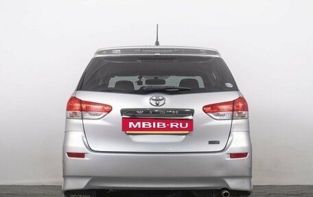 Toyota Wish II, 2012 год, 1 299 000 рублей, 5 фотография