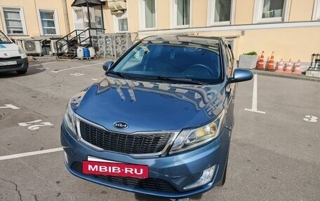 KIA Rio III рестайлинг, 2013 год, 920 000 рублей, 2 фотография