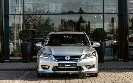 Honda Accord IX рестайлинг, 2015 год, 1 475 000 рублей, 2 фотография