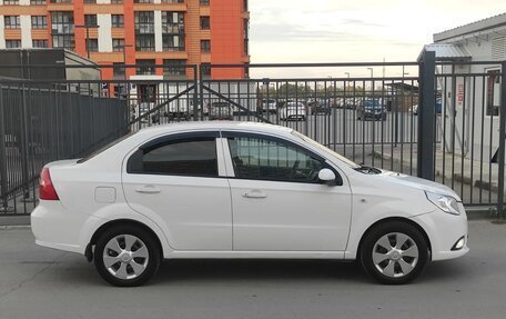 Ravon Nexia R3, 2016 год, 590 000 рублей, 8 фотография