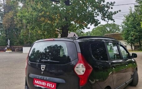 Dacia Lodgy, 2013 год, 800 000 рублей, 3 фотография