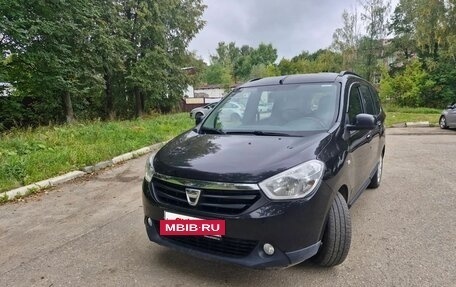 Dacia Lodgy, 2013 год, 800 000 рублей, 2 фотография