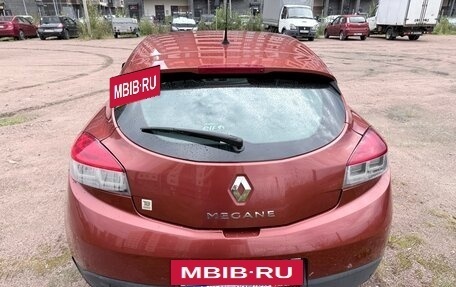 Renault Megane III, 2011 год, 750 000 рублей, 2 фотография