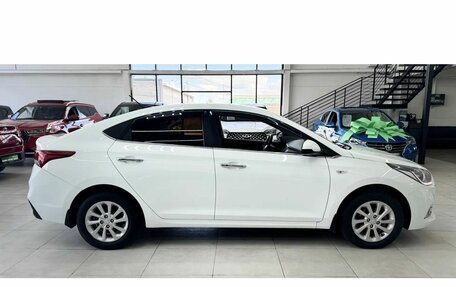 Hyundai Solaris II рестайлинг, 2018 год, 1 249 000 рублей, 8 фотография