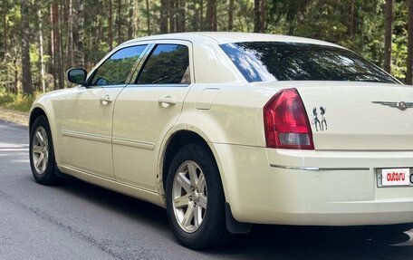 Chrysler 300C II, 2007 год, 500 000 рублей, 4 фотография