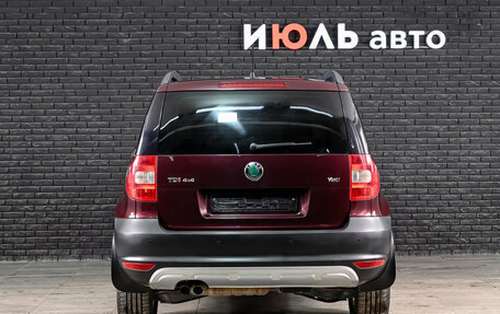 Skoda Yeti I рестайлинг, 2010 год, 650 000 рублей, 2 фотография