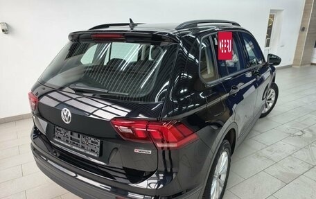 Volkswagen Tiguan II, 2020 год, 2 540 000 рублей, 15 фотография