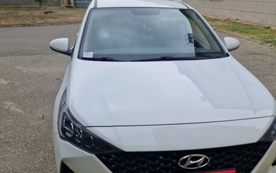 Hyundai Solaris II рестайлинг, 2021 год, 1 600 000 рублей, 1 фотография
