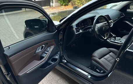 BMW 3 серия, 2021 год, 4 200 000 рублей, 9 фотография