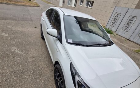 Hyundai Solaris II рестайлинг, 2021 год, 1 600 000 рублей, 2 фотография