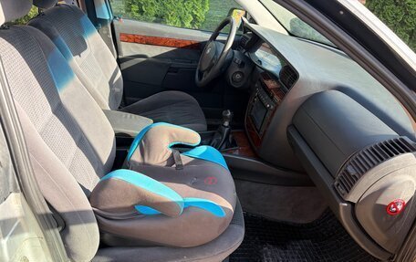 Opel Omega B, 2002 год, 120 000 рублей, 8 фотография