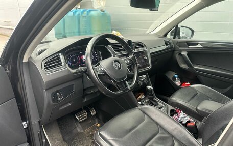 Volkswagen Tiguan II, 2019 год, 2 699 000 рублей, 5 фотография