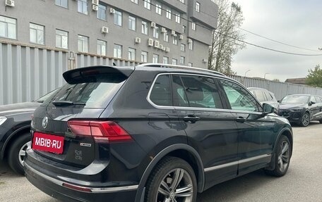 Volkswagen Tiguan II, 2019 год, 2 699 000 рублей, 3 фотография
