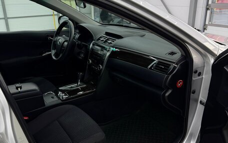 Toyota Camry, 2013 год, 1 650 000 рублей, 7 фотография
