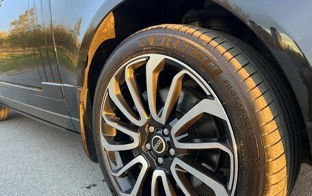 Land Rover Range Rover IV рестайлинг, 2015 год, 3 400 000 рублей, 25 фотография