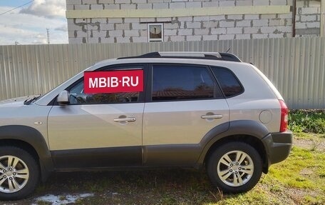 Hyundai Tucson III, 2008 год, 865 000 рублей, 4 фотография