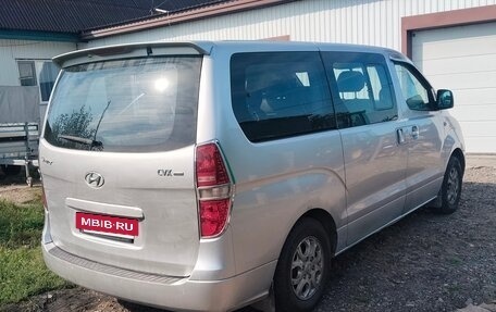 Hyundai Grand Starex Grand Starex I рестайлинг 2, 2010 год, 1 150 000 рублей, 6 фотография