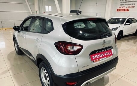 Renault Kaptur I рестайлинг, 2017 год, 1 550 000 рублей, 7 фотография