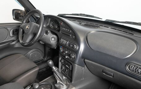 Chevrolet Niva I рестайлинг, 2018 год, 735 500 рублей, 7 фотография