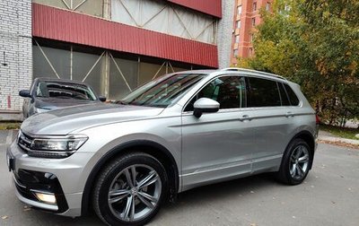 Volkswagen Tiguan II, 2018 год, 2 400 000 рублей, 1 фотография