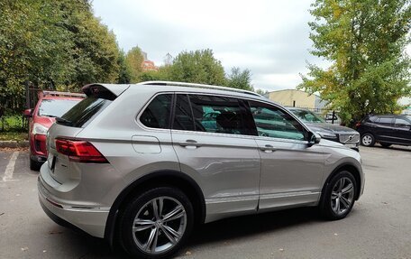 Volkswagen Tiguan II, 2018 год, 2 400 000 рублей, 5 фотография