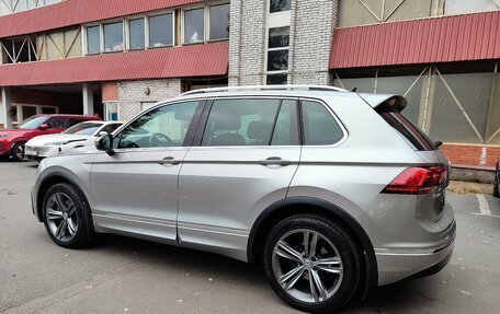 Volkswagen Tiguan II, 2018 год, 2 400 000 рублей, 7 фотография