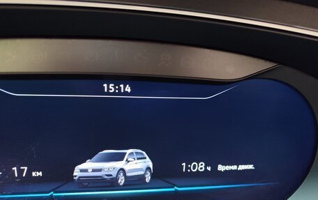 Volkswagen Tiguan II, 2018 год, 2 400 000 рублей, 8 фотография