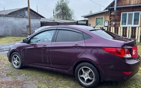 Hyundai Solaris II рестайлинг, 2013 год, 980 000 рублей, 5 фотография