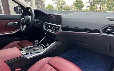 BMW 3 серия, 2022 год, 2 765 000 рублей, 15 фотография