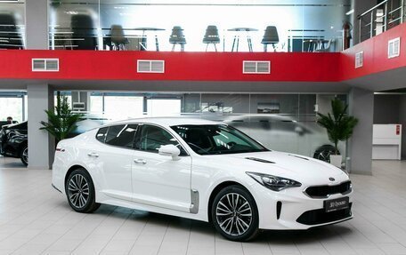 KIA Stinger I, 2018 год, 2 090 000 рублей, 3 фотография