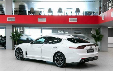 KIA Stinger I, 2018 год, 2 090 000 рублей, 4 фотография
