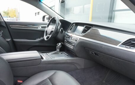 Hyundai Genesis II, 2014 год, 2 150 000 рублей, 11 фотография