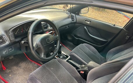 Honda Accord VII рестайлинг, 1998 год, 220 000 рублей, 3 фотография