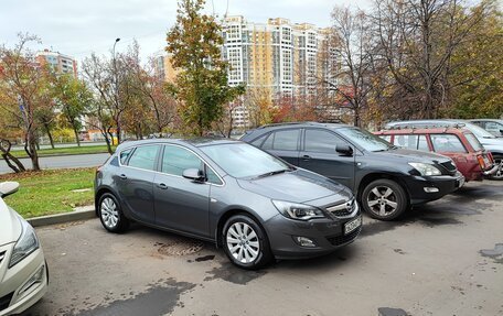 Opel Astra J, 2011 год, 850 000 рублей, 7 фотография