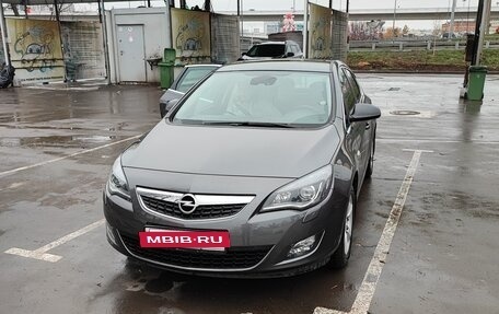 Opel Astra J, 2011 год, 850 000 рублей, 6 фотография