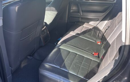 Volkswagen Touareg III, 2007 год, 600 000 рублей, 8 фотография
