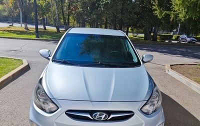 Hyundai Solaris II рестайлинг, 2012 год, 650 000 рублей, 1 фотография