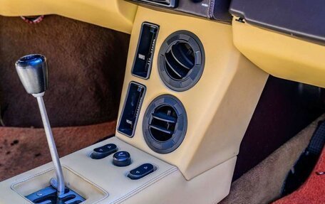 Lamborghini Jalpa, 1984 год, 9 180 000 рублей, 22 фотография