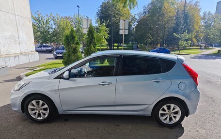 Hyundai Solaris II рестайлинг, 2012 год, 650 000 рублей, 3 фотография
