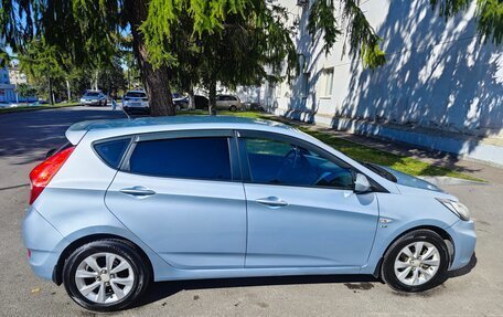 Hyundai Solaris II рестайлинг, 2012 год, 650 000 рублей, 4 фотография